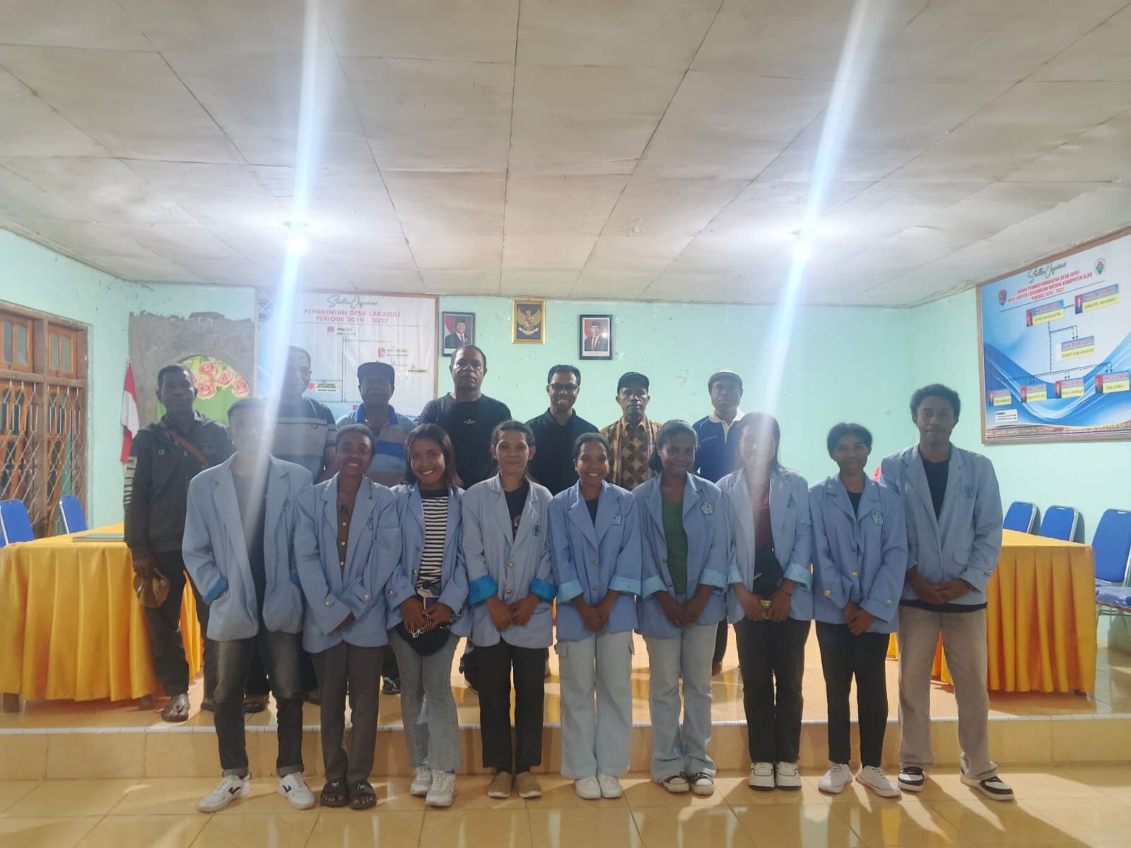 Mahasiswa KBPM untrib 2026 resmi di terimah dengan baik ole kepala desa lakatuli dan perangkat desa